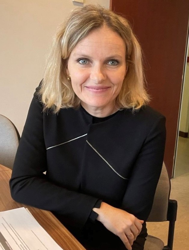 Veronique Mistycki Veronique Mistycki